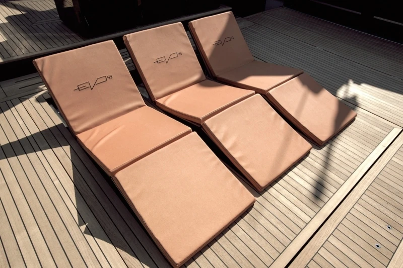 Folding platforms create three lounge chairs