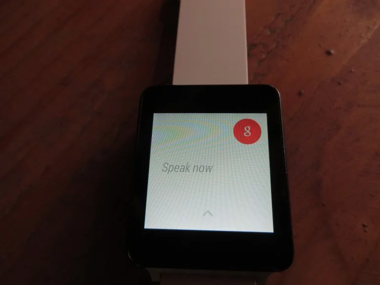 LG G Watch in listening mode
