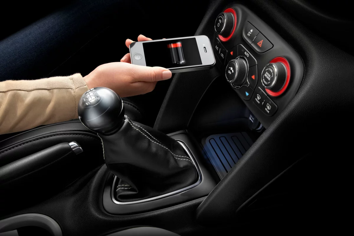 Chrysler's Mopar Division has revealed an in-vehicle wireless charging system for mobile devices that's set to make its debut in the 2013 Dodge Dart later this year