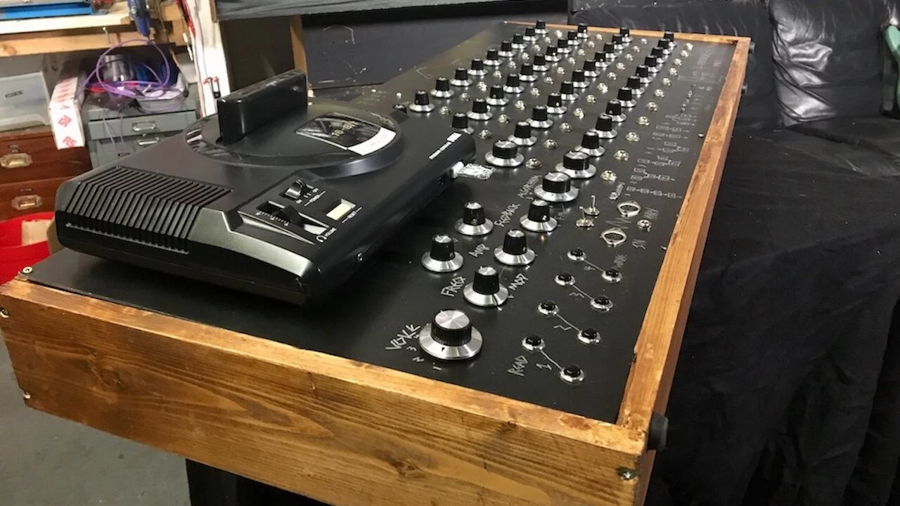Look Mum No Computer's Sam Battle uses the FM engine of the Sega Mega Drive to create a monster synthesizer