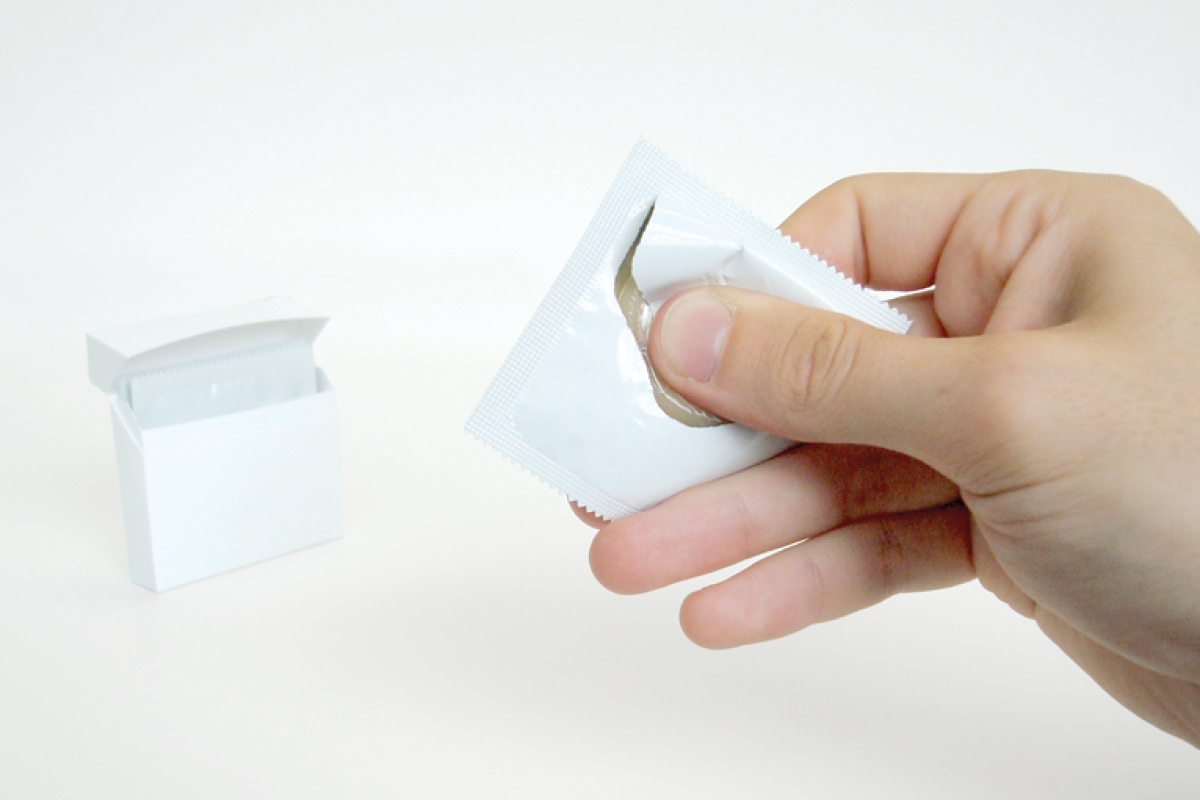 Баночка подсластителя. Пакет со струнным замком zip lock 20х25см. Запайщик пакетов korea type. Вскрыть пакет. Закрыть пакет с чипсами.