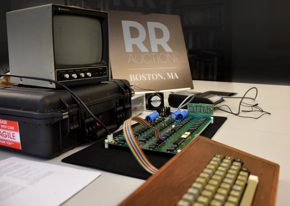 This Apple-1 Computer in its original box and signed by Steve Wozniak, sold for $736,863 at RR Auction on December 18, 2020