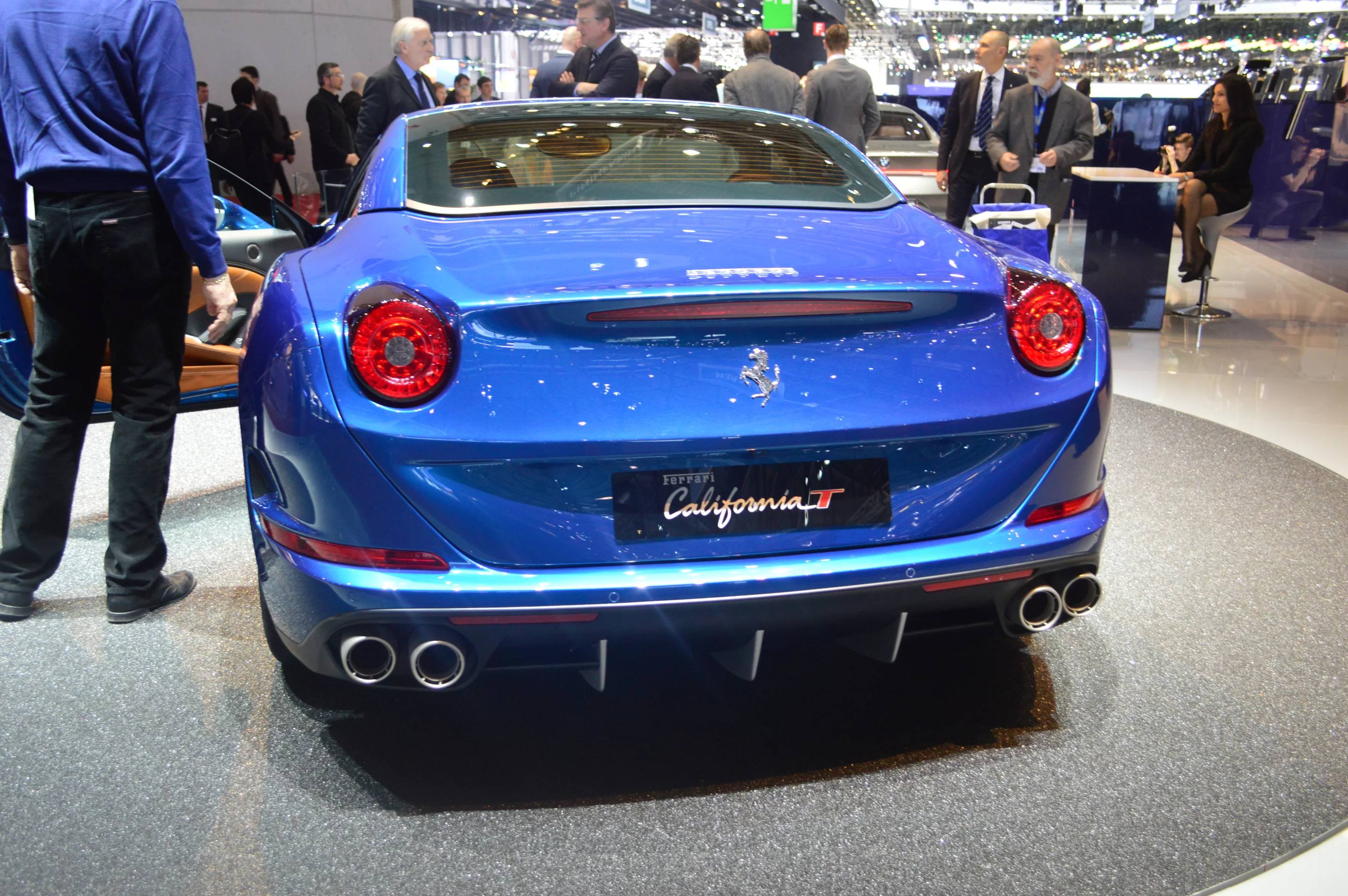 The Ferrari California T rear view showing diffusers (Photo: CC Weiss/Gizmag)