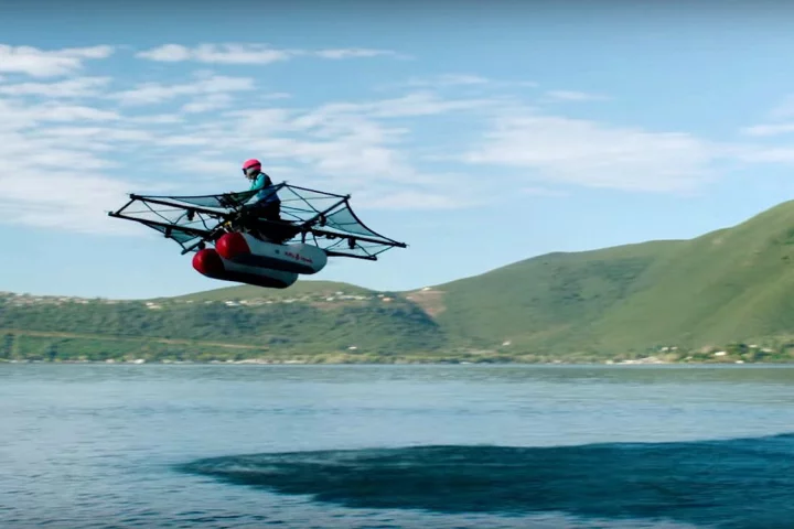 The Kitty Hawk Flyer being flown by Cimeron Morrissey in the company's slick promo video