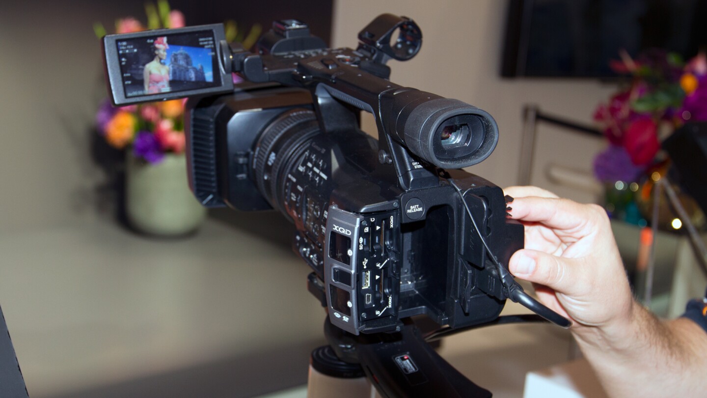 Some of the camera's more professional features include dual stereo XLR external mic jacks, dual memory card slots that allow users to change one card while the other is recording, four neutral density filter settings, and the ability to manually control a number of key shooting parameters