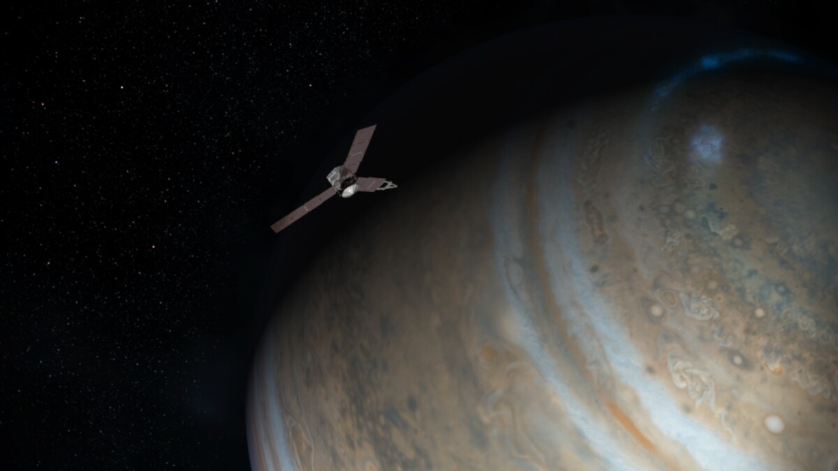 Artist's impression of of Juno passing the poles of Jupiter (Image: NASA/Caltech)