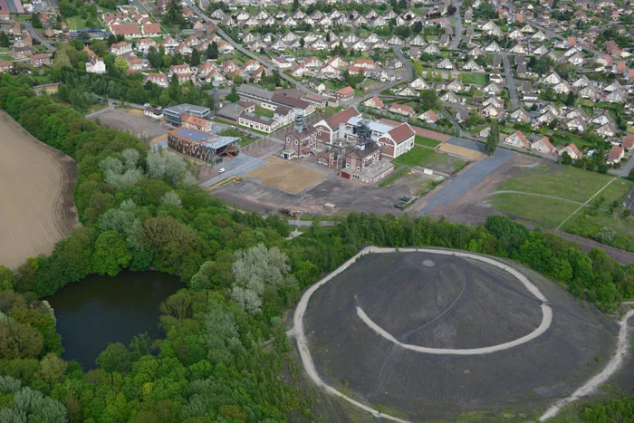 The Metaphone is the centerpiece of an ongoing project to regenerate a former coal mine in the Pas-de-Calais region of northern France (Photo: André Morin)