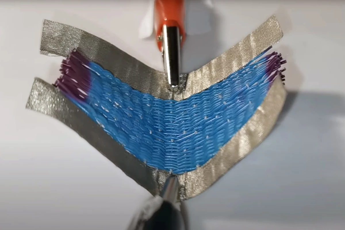 UK researchers have created the first smart fabric that can shape color and shape in response to two stimuli