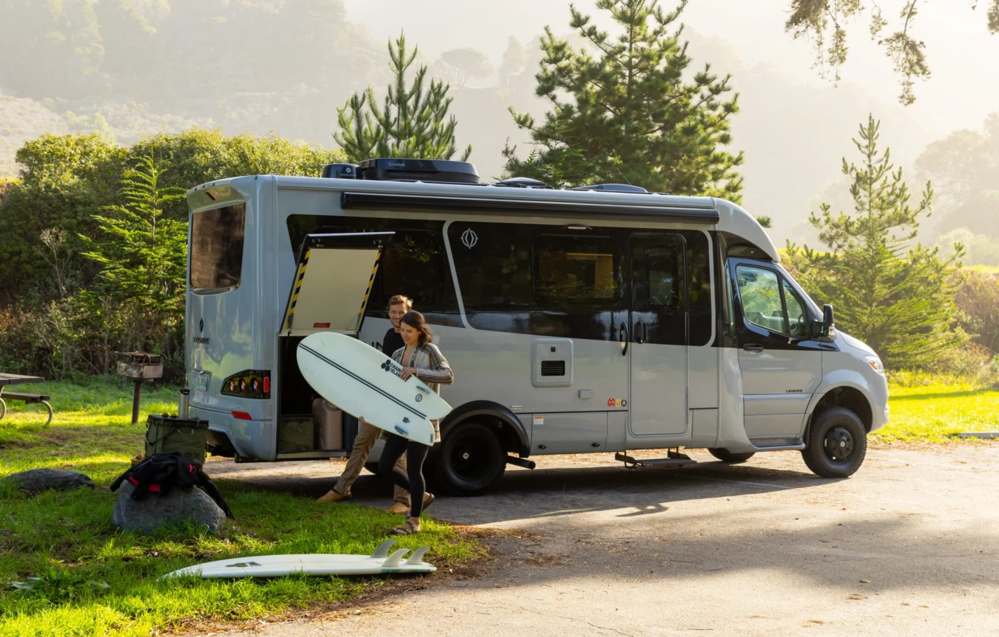 Leisure Travel Vans memadukan waktu luang dan petualangan dengan mulus