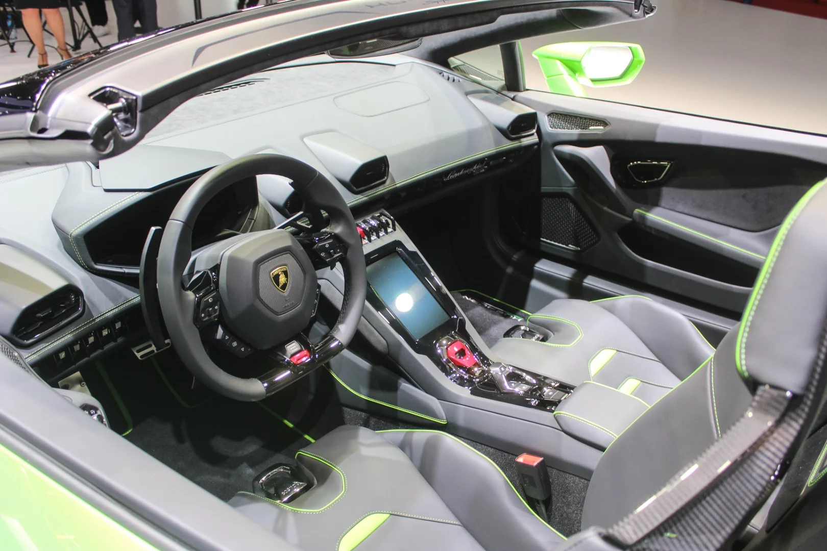 A peek inside Lamborghini's green monster, the Huracan Evo Spyder
