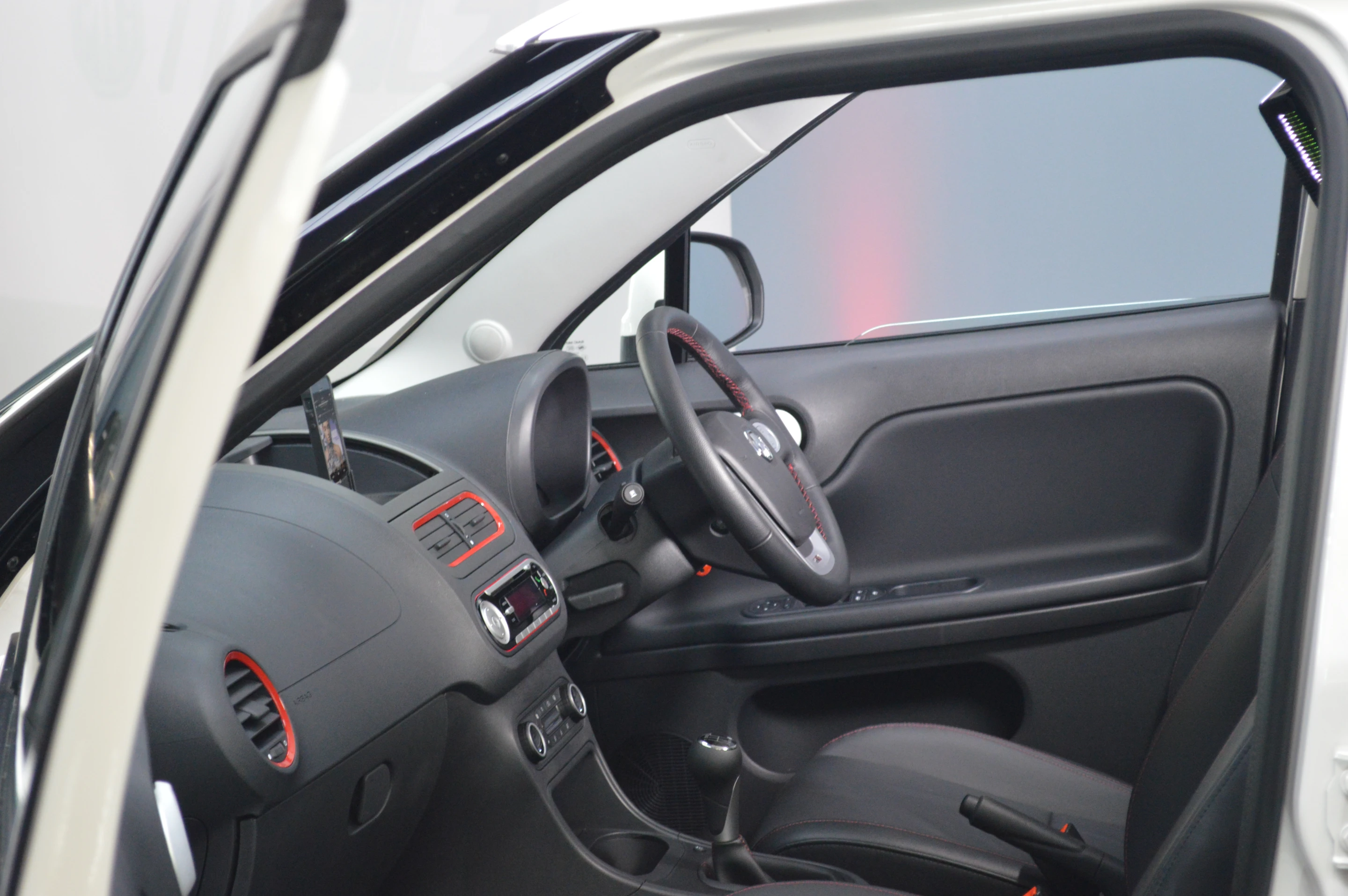 MG unveils its MG3 hatchback (Photo: Gizmag)