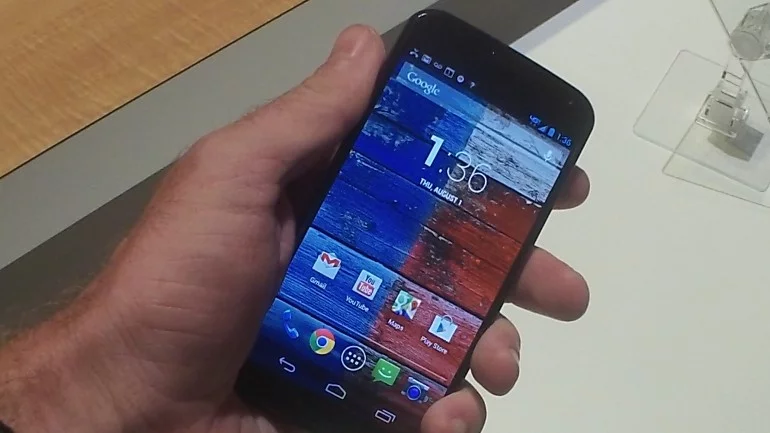 The Moto X display offers 720p video playback