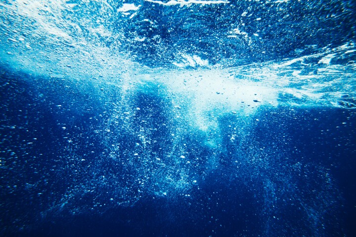 Researchers have
                                    looked at the influence of
                                    underwater turbulence on the
                                    movement of heat and carbon, an
                                    important factor in climate change