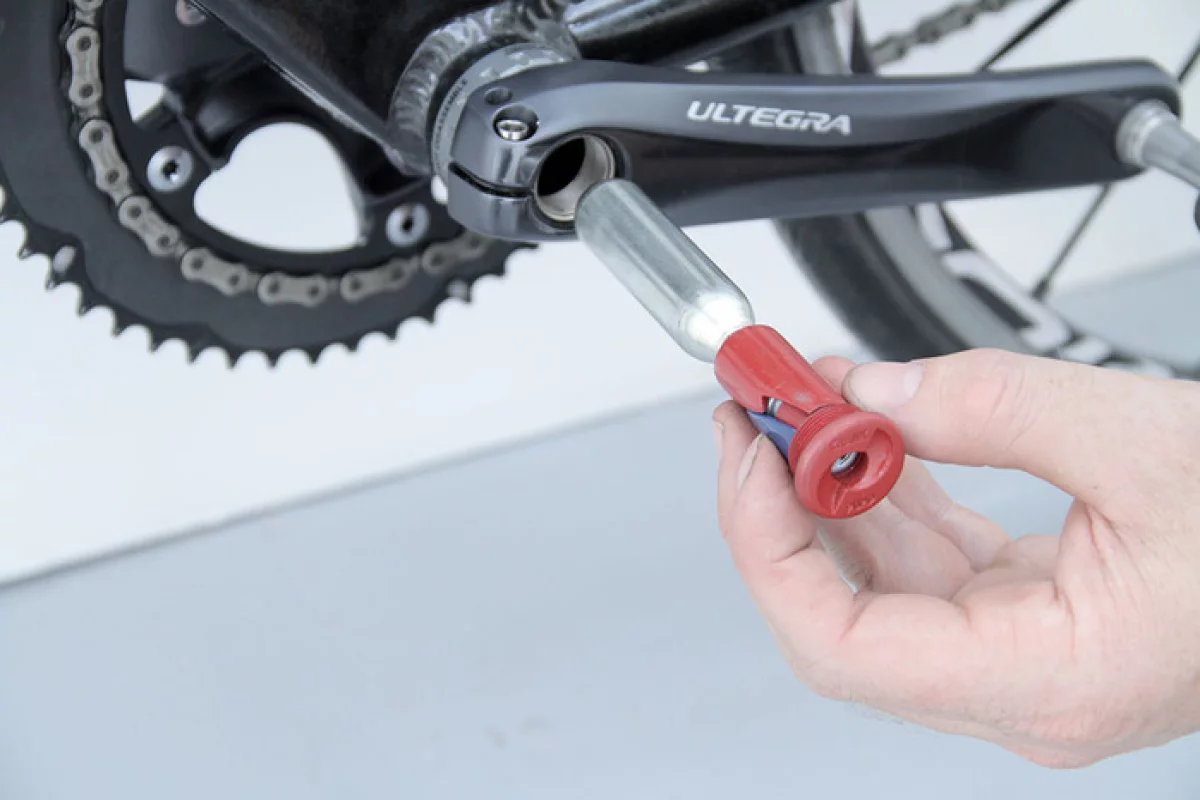 The CrankPump stows within a Shimano Hollowtech axle – other makes and models may follow