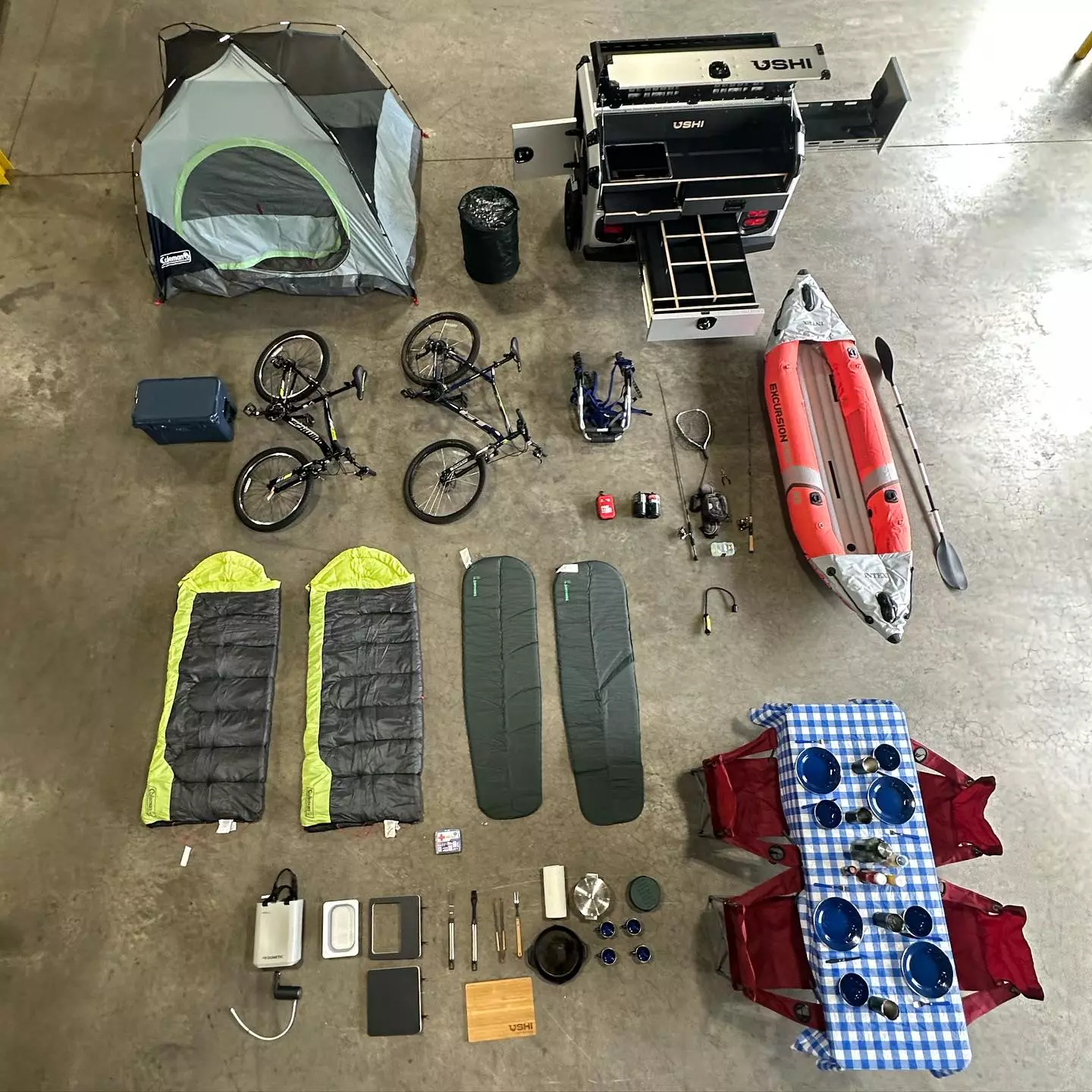 Believe it or not, Ushi manages to stash all that gear in and on its trailer in a short Facebook video