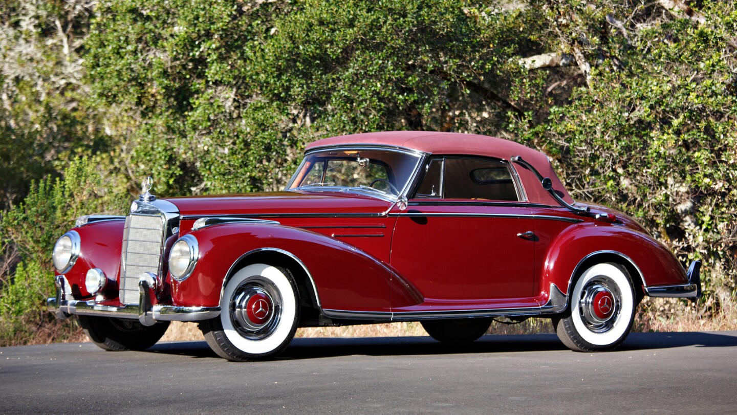 2018 Monterey Car Week Auction Report | 1957 Mercedes-Benz 300 SC Cabriolet |Sold for $750,000 | Estimate: from $750,000 to $1,000,000 | Auction: Gooding & Co | Lot 130 | Official Description