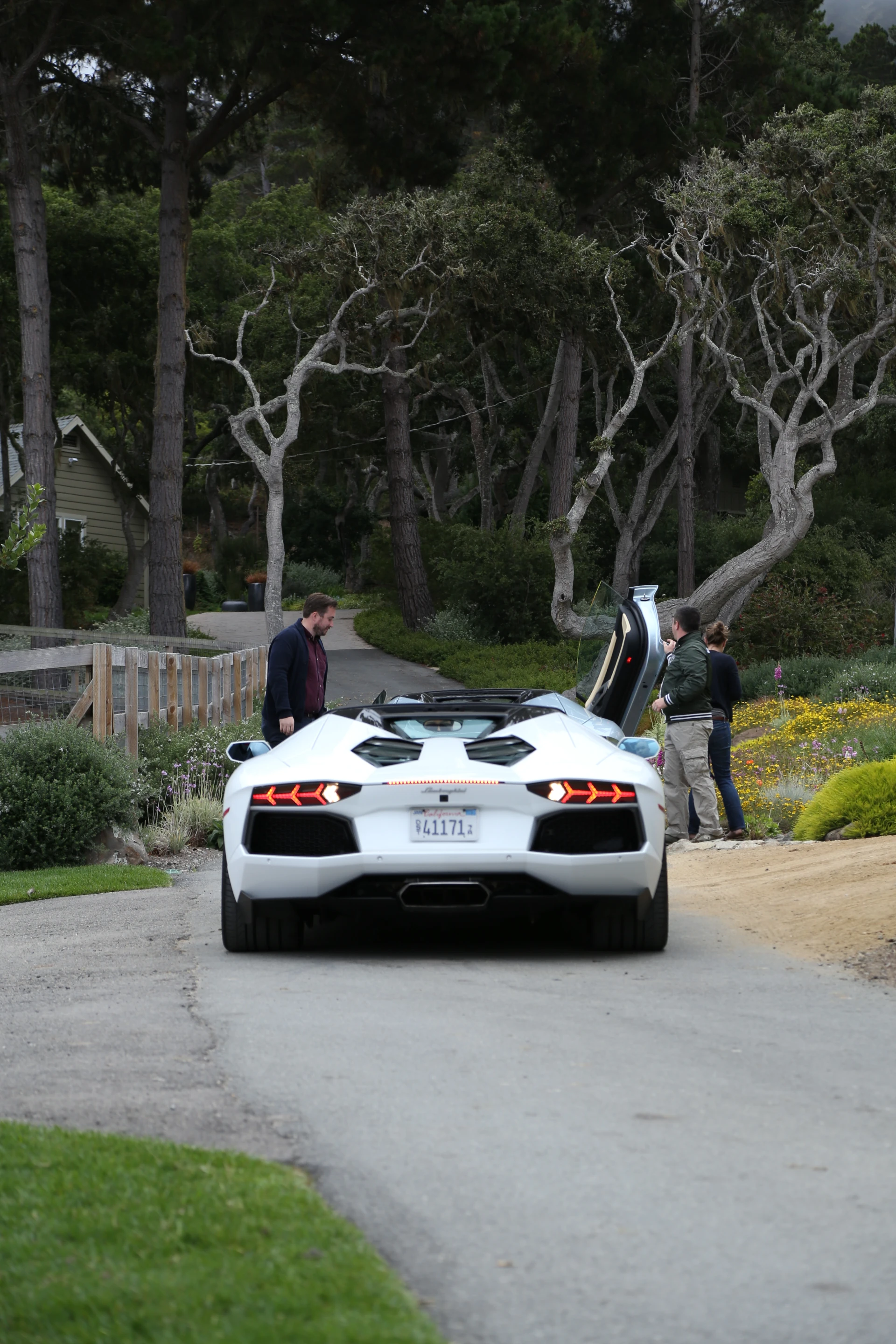 Aventador drivers depart for a fast, yet all too brief 20 minute run in the hills south of Monterey, California (Photo: Angus MacKenzie/Gizmag.com)