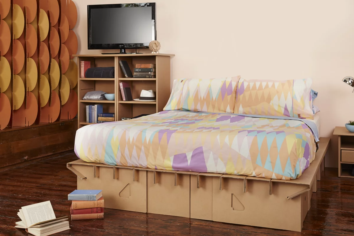 Aside from the Paperpedic Bed, Karton's range include chests of drawers, TV units, room partitions and cardboard animals which can be decorated and painted