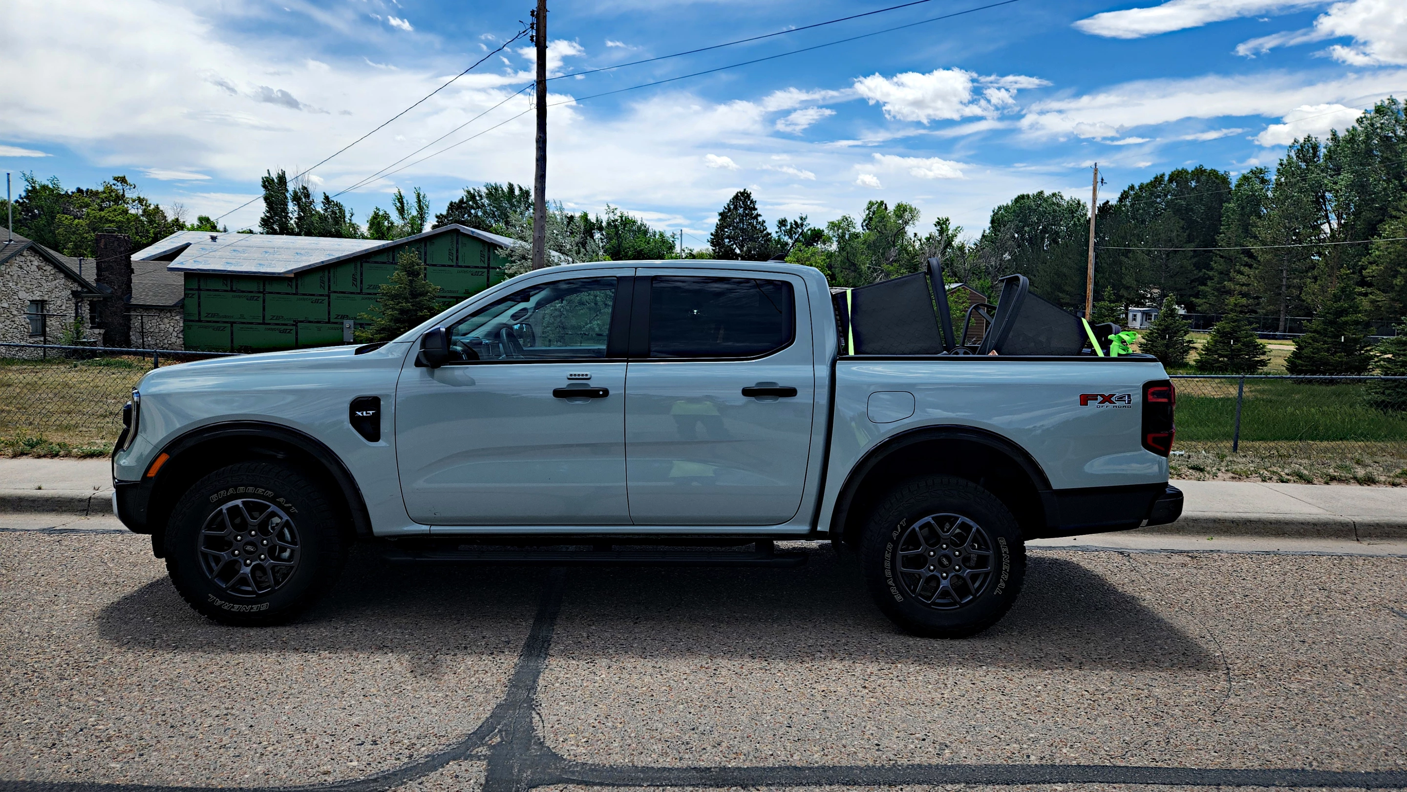 Standard models of the 2024 Ford Ranger have strong towing and hauling capabilities