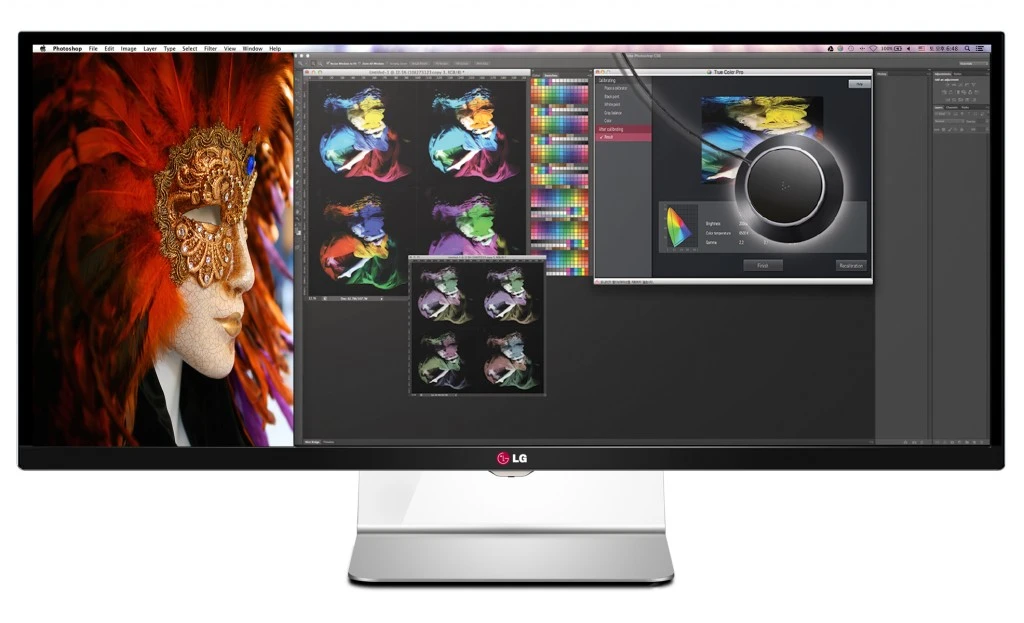 LG's 34-in QHD 34UM95-P monitor has a 21:9 aspect ratio