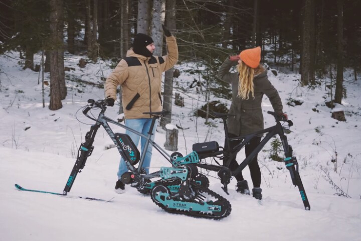 The S-Trax Snowbike Conversion Kit sells for €2,499.99 (about US$2,652)