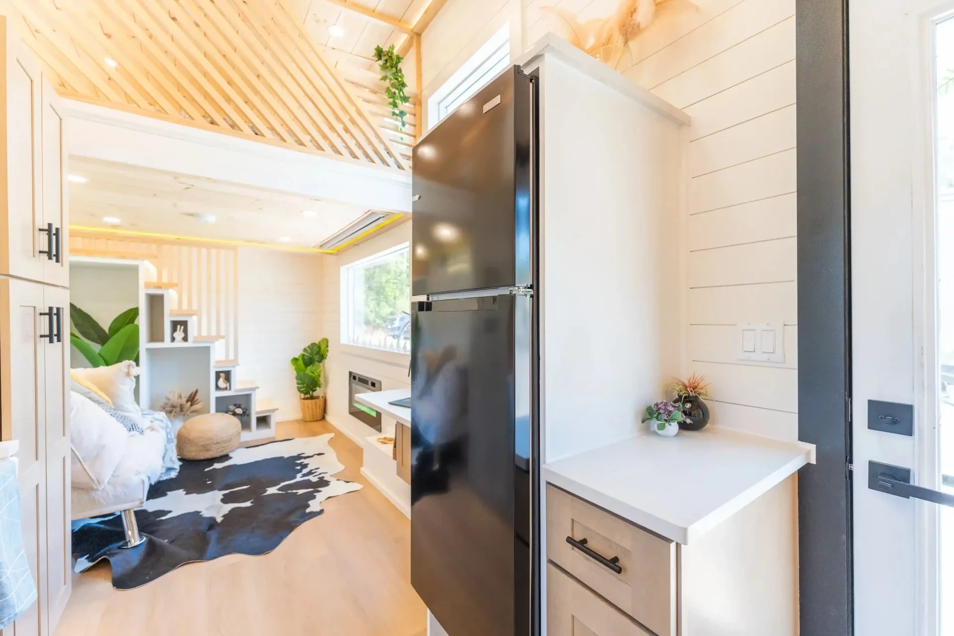 The Premium Vista's kitchen has quite a lot of cabinetry for its size