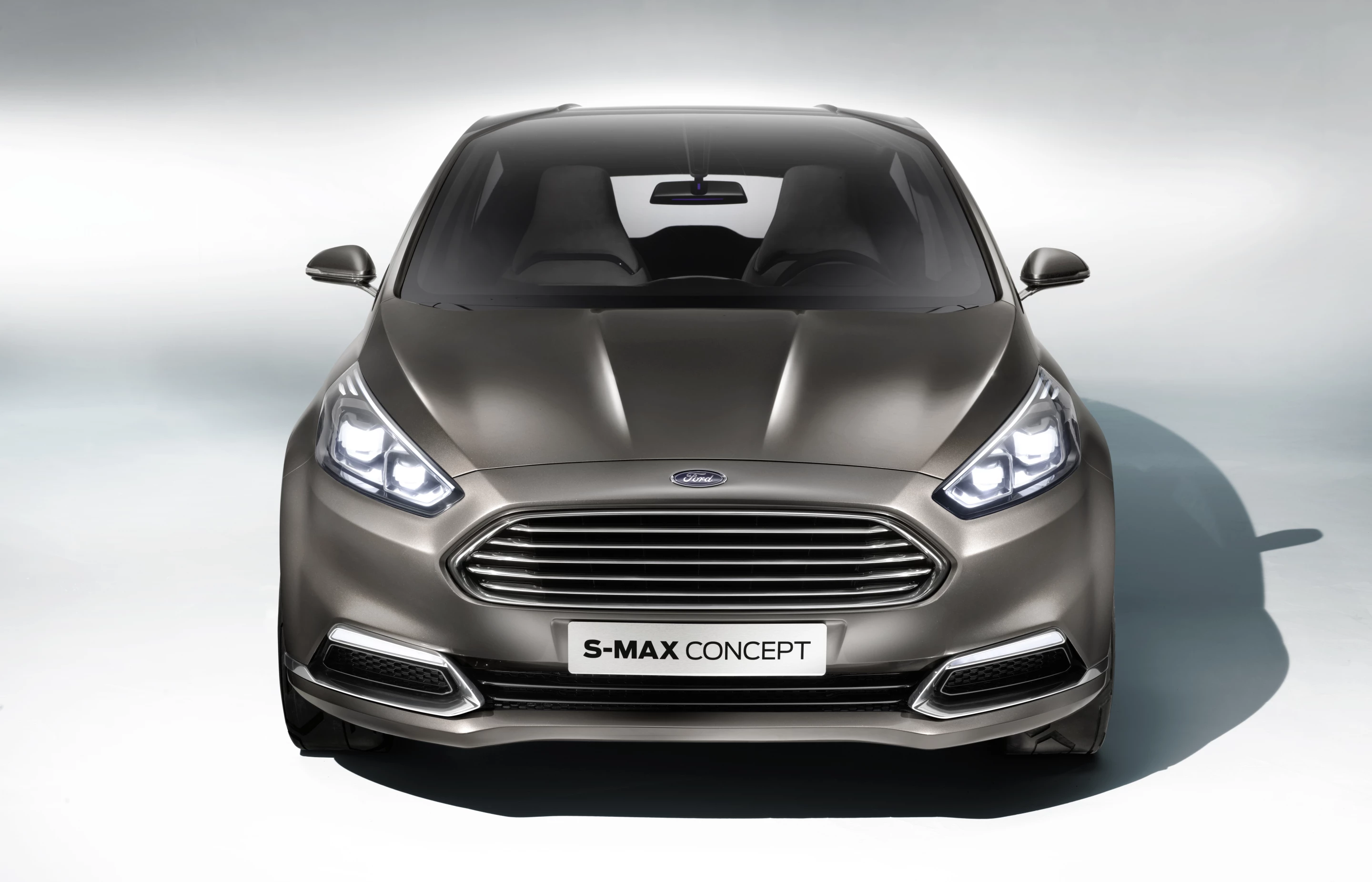 Front view of the Ford S-Max Concept