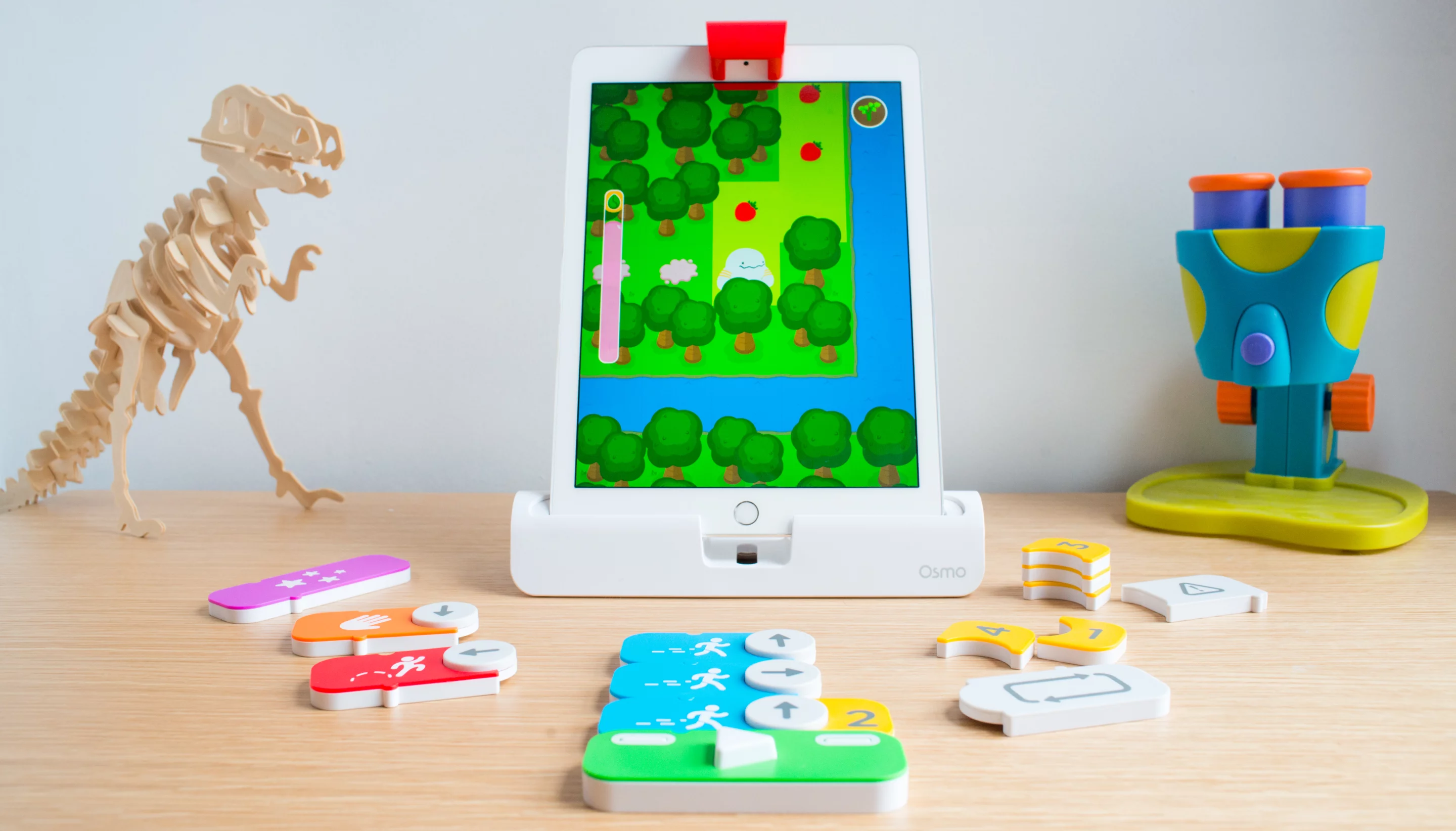 We had fun playing with the Osmo Coding iPad game which teaches kids about logic and problem solving