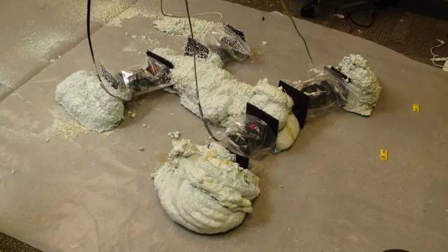FoamBot built this quadruped robot out of electromechanical modules and self-hardening foam (Photo: ModLab)