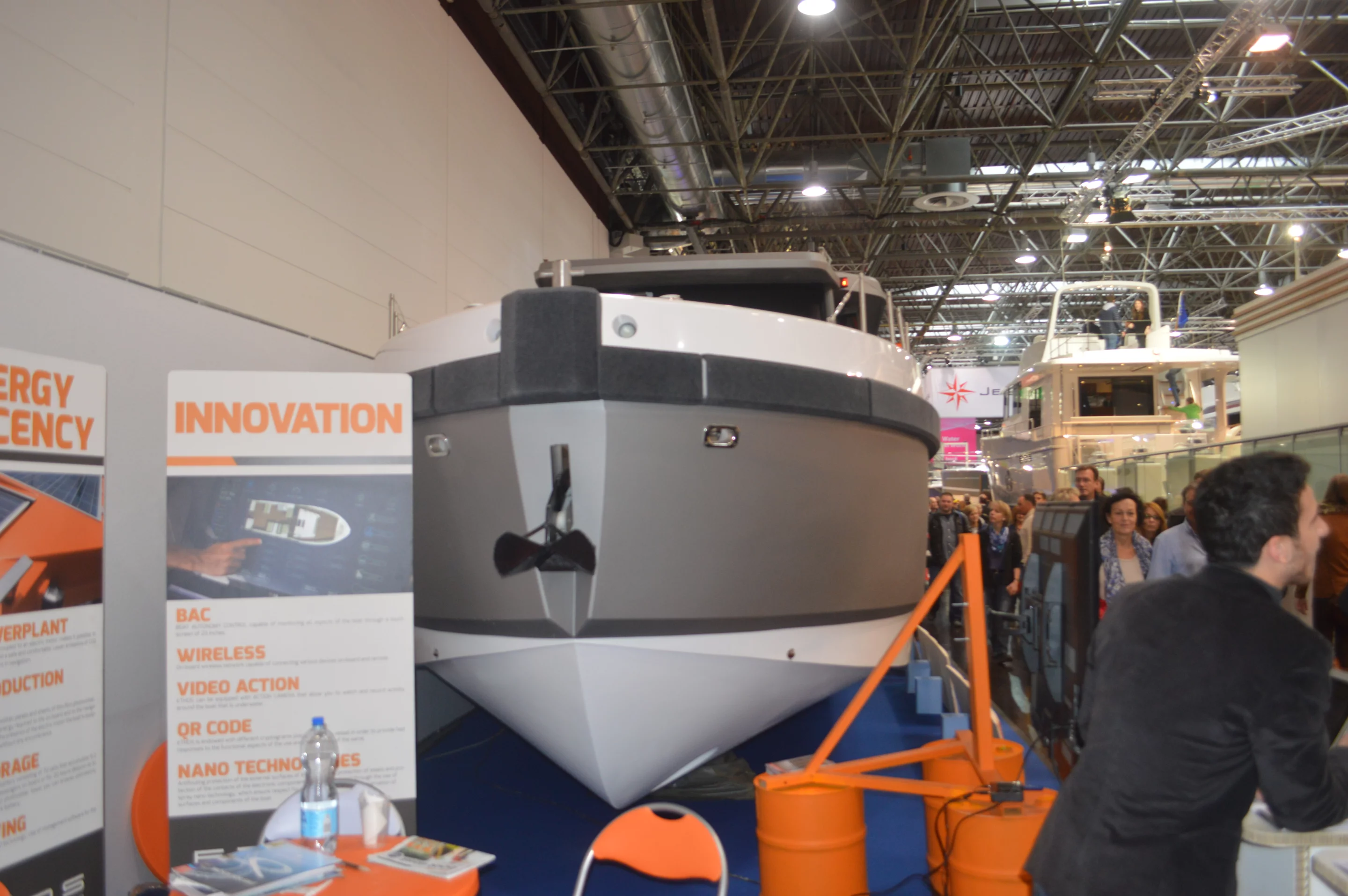 A look at the Ethos E30's composite hull