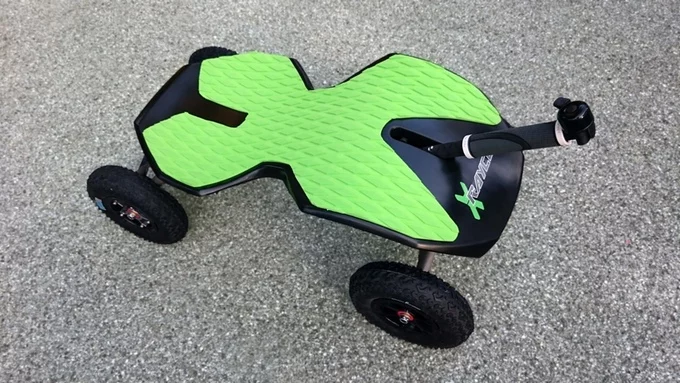 The diamond-pattern top pad gives you a stable seat