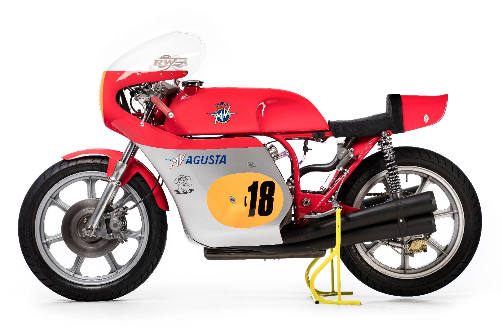 This 1974 MV Agusta 500cc four-cylinder Grand Prix Racing Motorcycle Re-Creation sold for one quarter the price of a new one, with Lot 597 fetching £52,500 ($68,402).