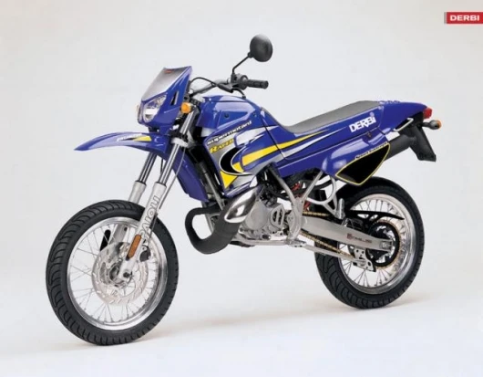 The petrol-engined Derbi Supermotard 50