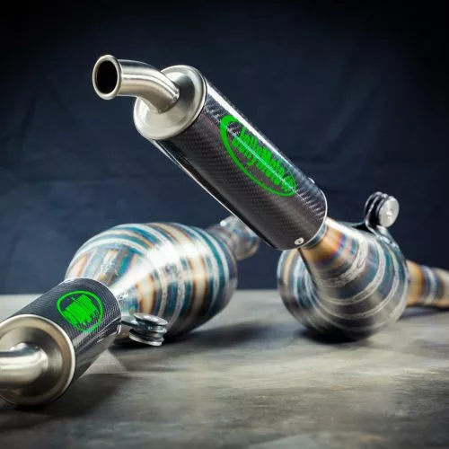 Vins Duecinquanta: lightweight exhaust system