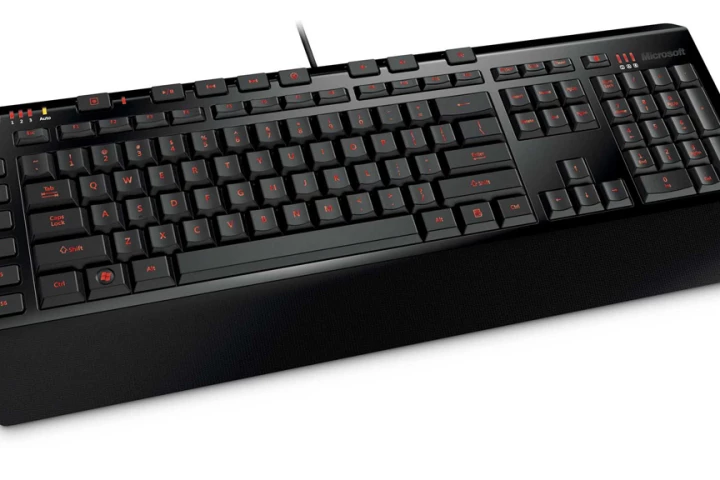 Microsoft's SideWinder X4 Keyboard boasts anti-ghosting technology that can detect up to 26 key presses at once