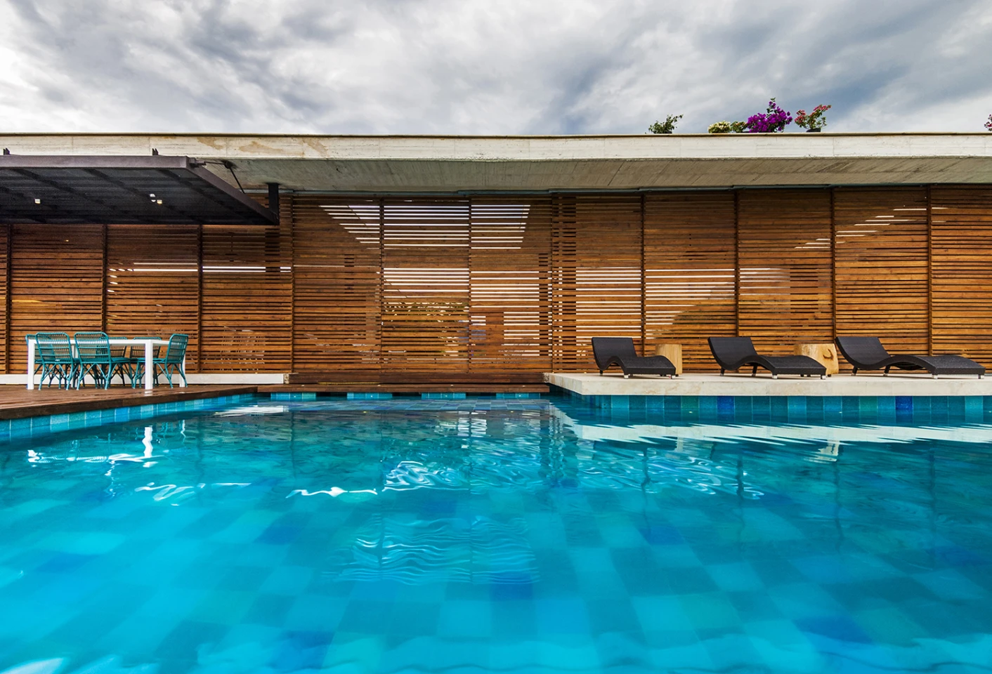 Casa 7A's placement allows the swimming pool to catch the rays most of the day (Photo: David Uribe)