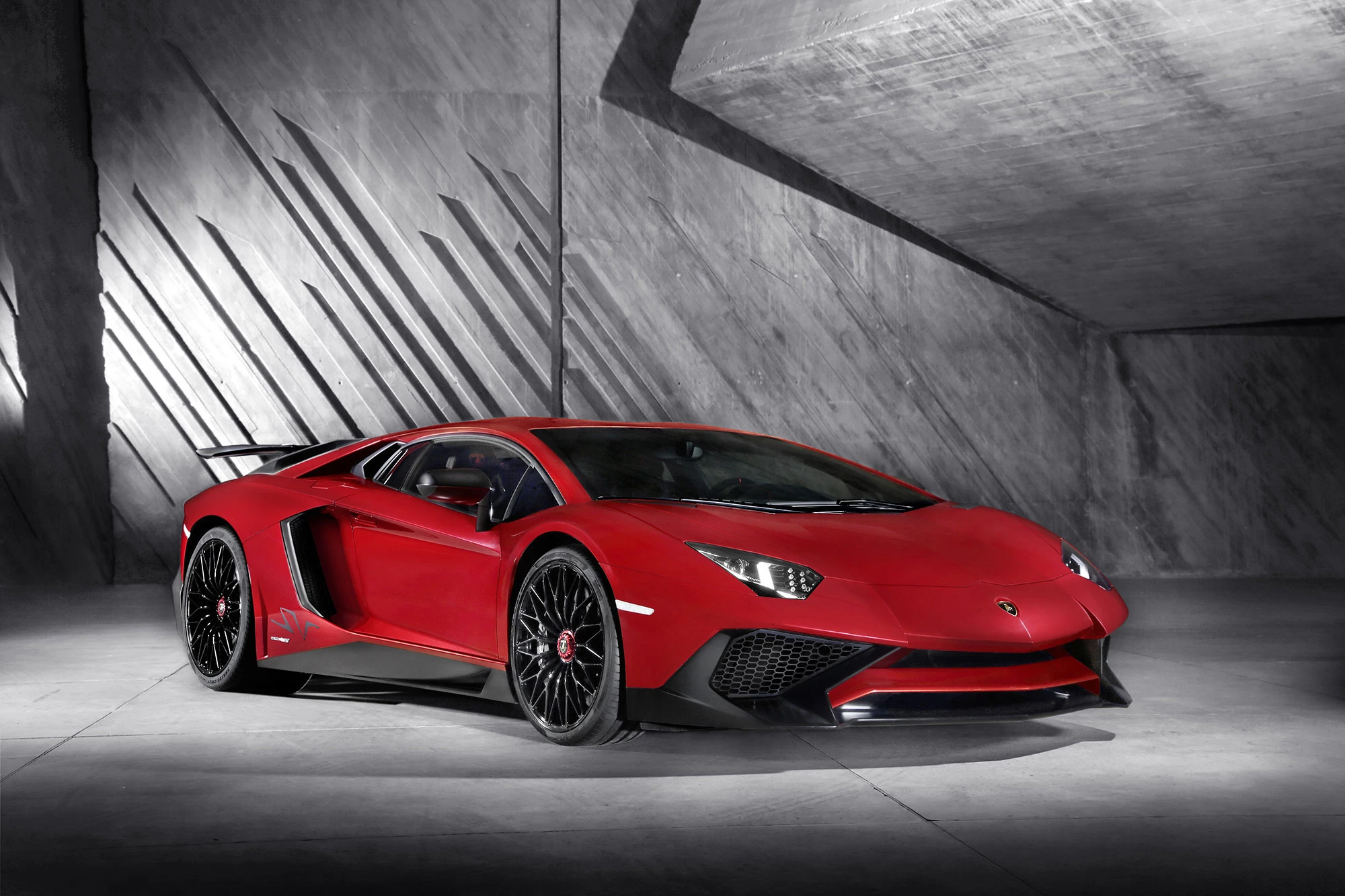 The new Lamborghini LP 750-4 Superveloce