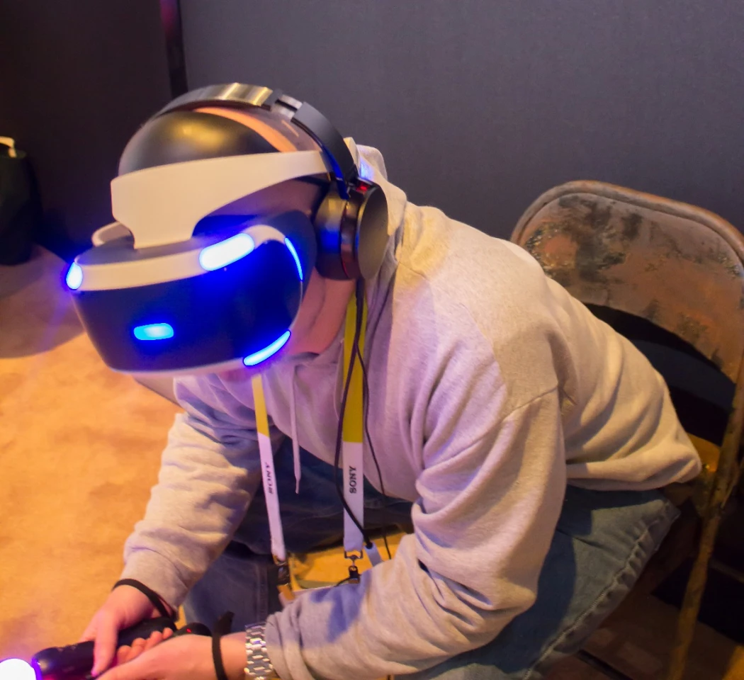 Like the Rift and Vive, there's an external sensor that detects upper body movement