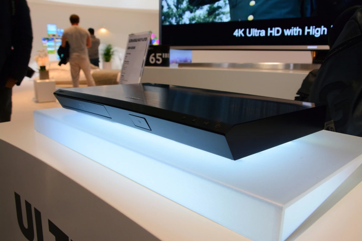 Samsung's UHD Blu-ray player will land some time in 2016