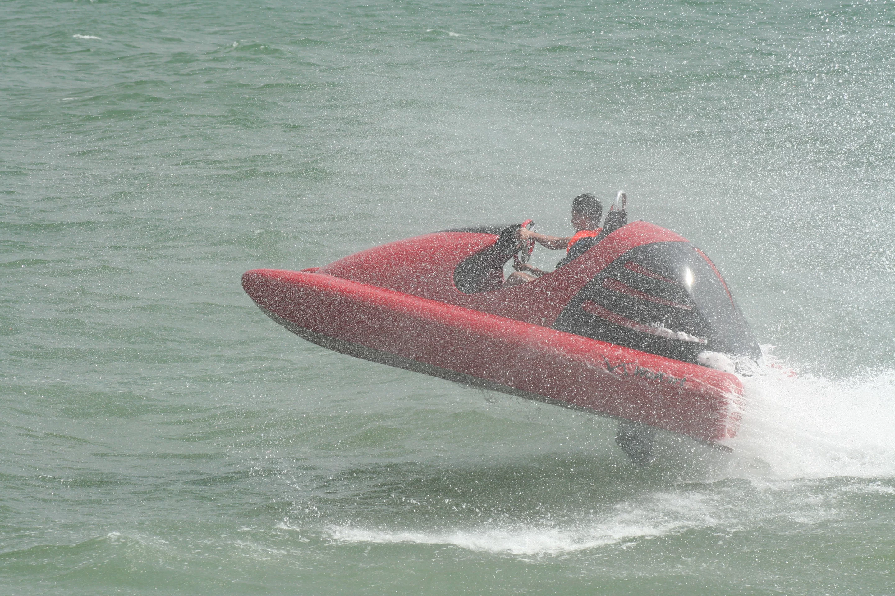 The Wokart has a top speed of 40+ knots (75 km/h) (Photo: Wokart)