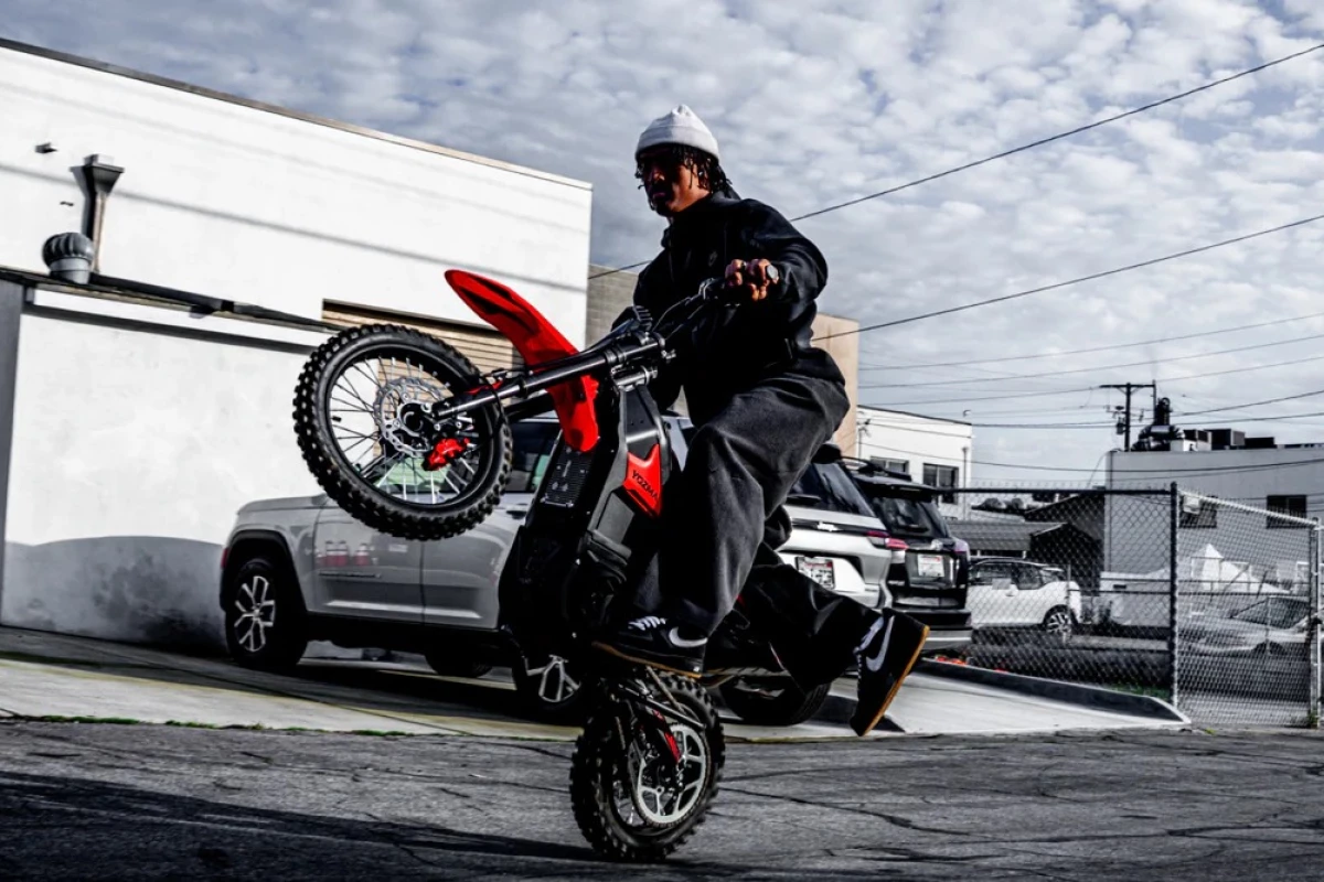 The IN10 Pro+ gets proper off-road wheels, a high-capacity battery, and enough power to beat full-blown ICE dirt bikes