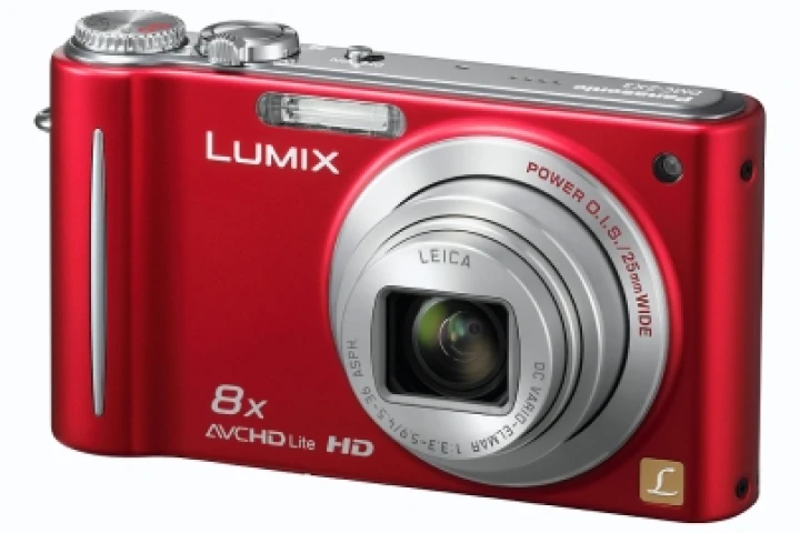 Panasonic's LUMIX DMC-ZR3 14.1Mp compact digital camera