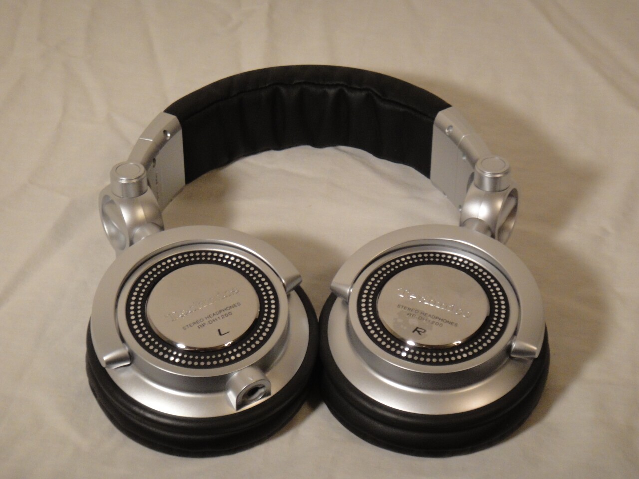 Review Technics RPDH1250 Headphones from Panasonic