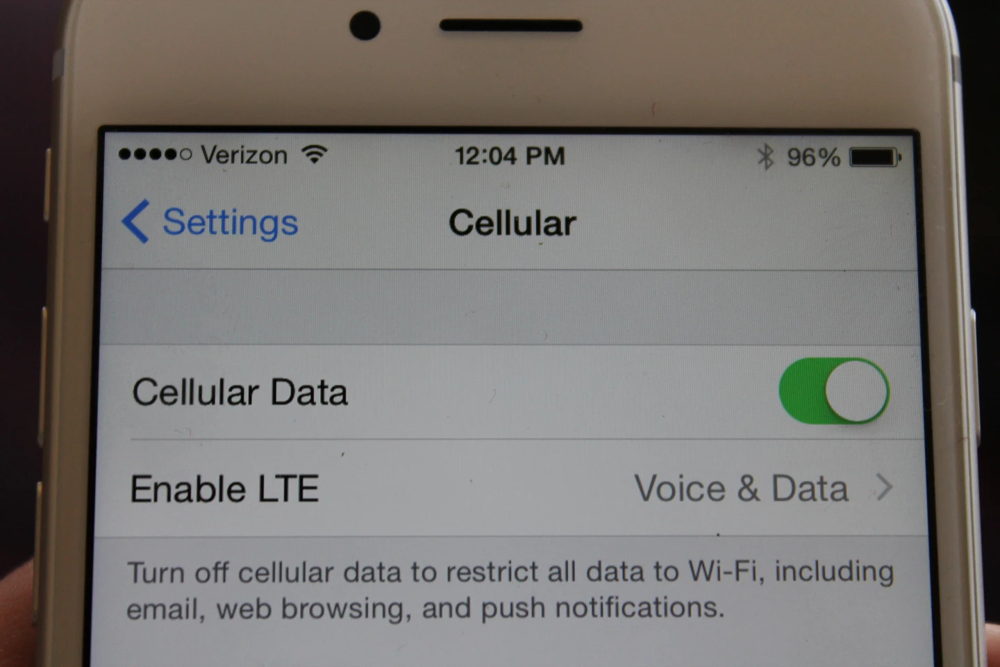 Voice and data delivered via LTE (Photo credit: Eric Mack/Gizmag.com)