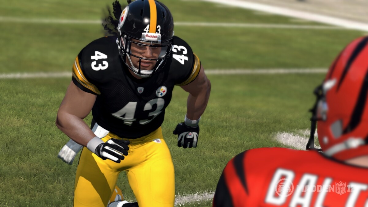 Plenty of great looking player uniforms from all over the league