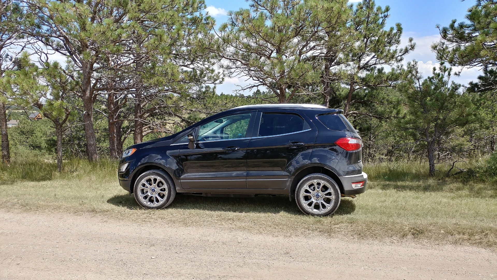 The 2018 Ford EcoSport is a five-passenger subcompact crossover that fits below the already-small Escape in Ford’s lineup