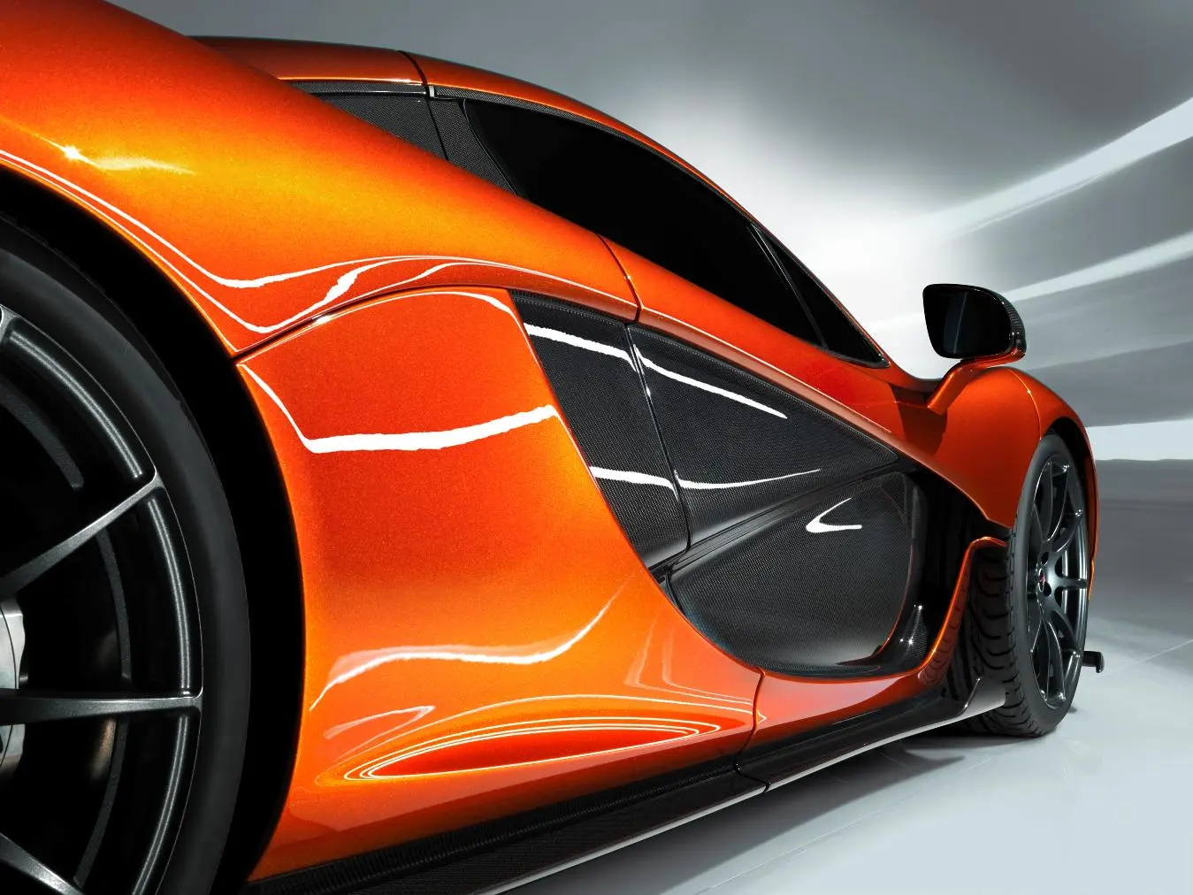 The distinct air ducts on the side add cooling