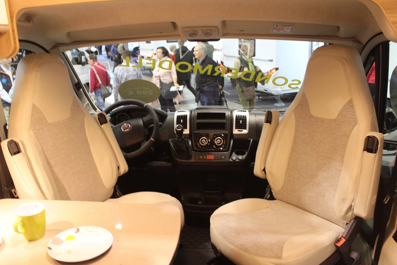 Inside the Carado Vlow 540 Unlimited