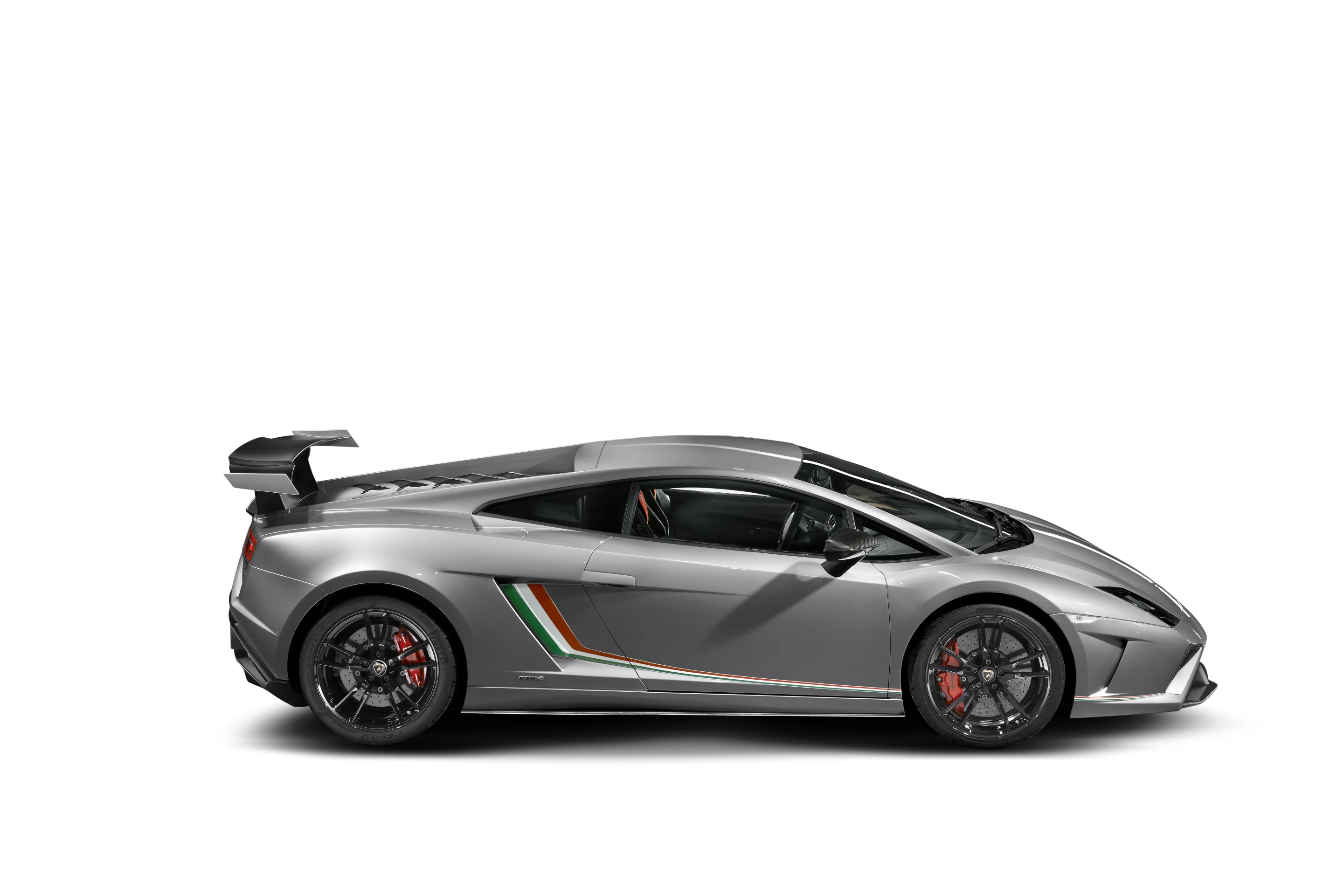Squadra Corse shares technical underpinnings with its Gallardo Superleggera brethren