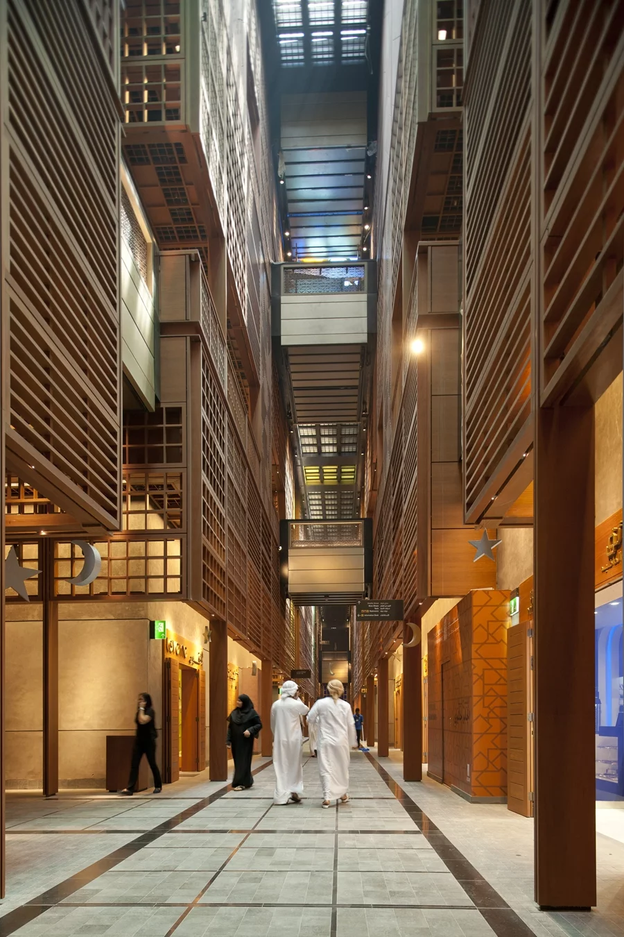 An internal walkway of the Abu Dhabi Central Market (Photo: Nigel Young / Foster + Partners)